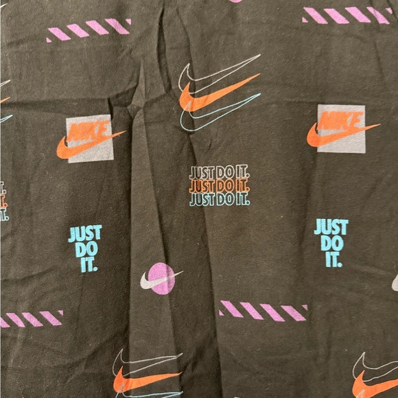 Mens Nike Just Do It AOP Black t shirt Size small EUC - Picture 2 of 7